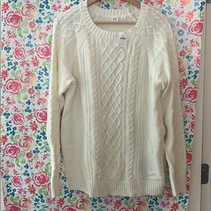 Cream white knitted gap sweater